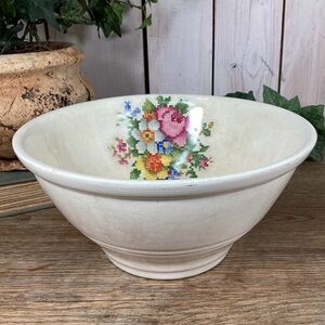 Vintage Stained and Crazed Bakerite Petit Point 9” Mixing Bowl by Harker…